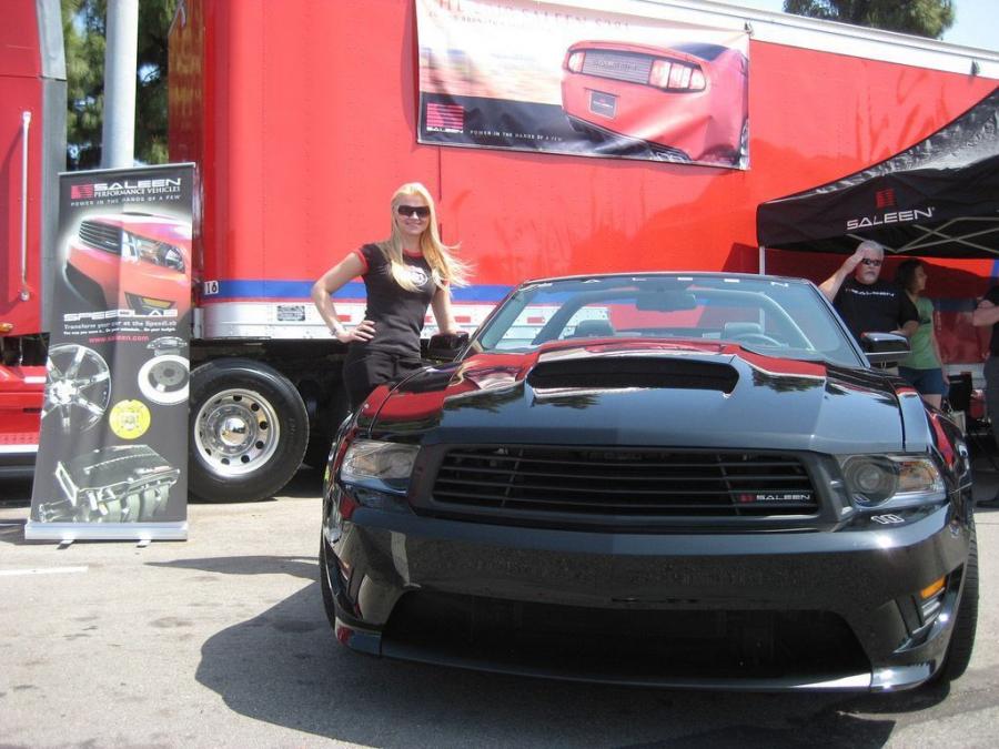  Saleen S281 Convertible 2010 года  (фото 2 из 9)